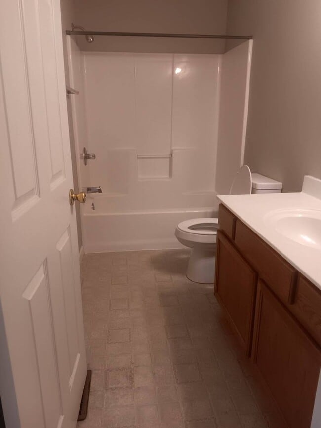Interior Photo - Laurel Brook Community