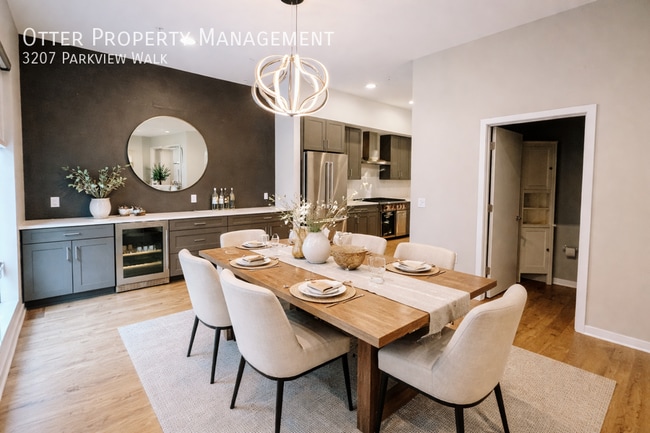 Foto del edificio - 3207 Parkview Walk