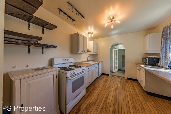 Foto del edificio - 3 br, 2 bath House - 1725 Richmond Dr. NE