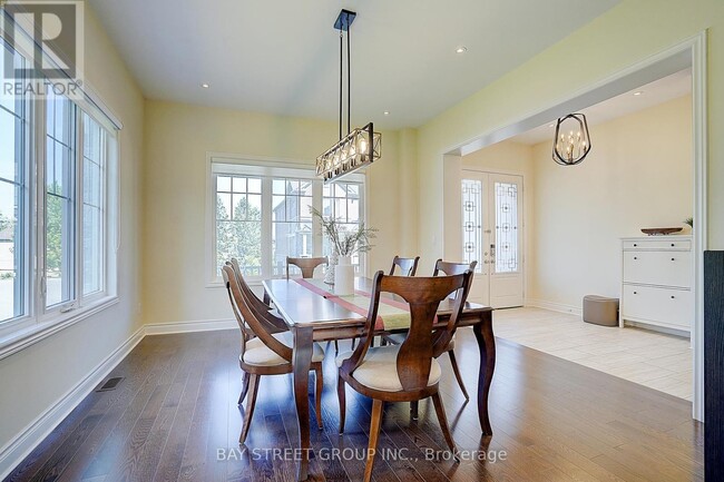 Building Photo - 96 Match Point Ct