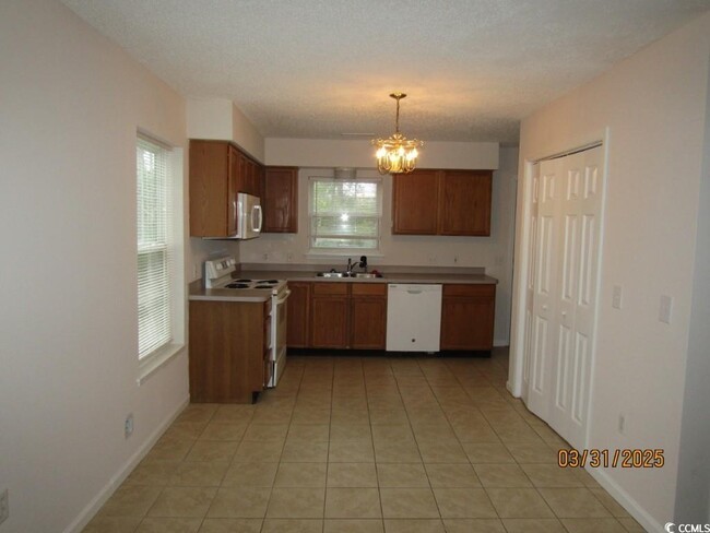 Building Photo - 4107 Mica Ave