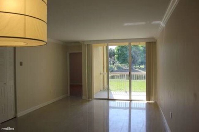 Building Photo - 2 br, 2 bath  - 9762 NW 49th Ter # 368