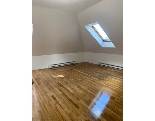 Building Photo - 20 Porter St