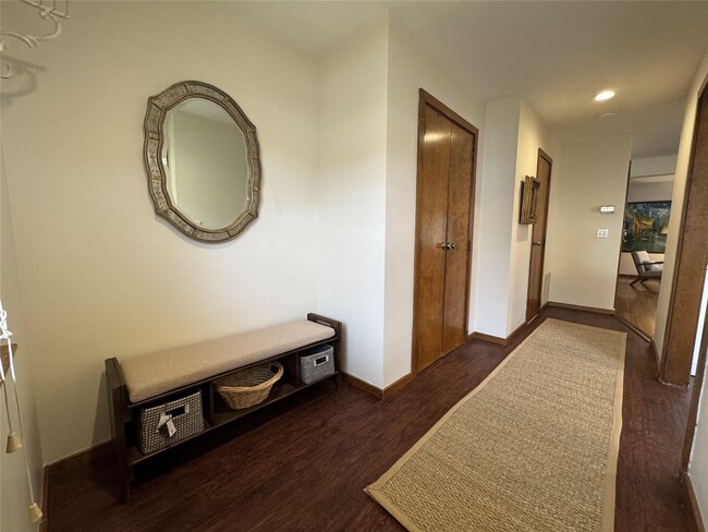 Foto del edificio - 515 High St