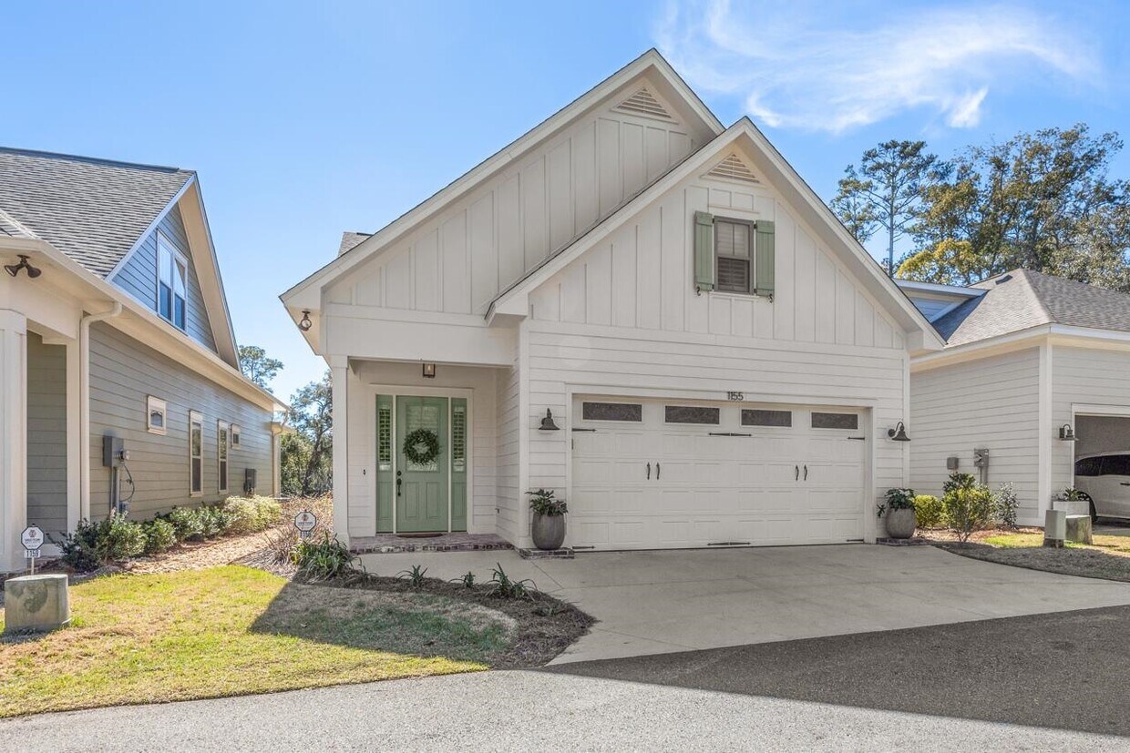 1155 Braemore Wy, Tallahassee, FL 32308 Condo for Rent in Tallahassee