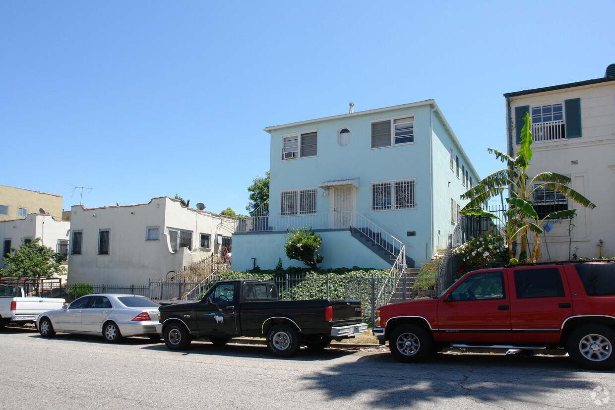 Building Photo - 3270 Monette Pl