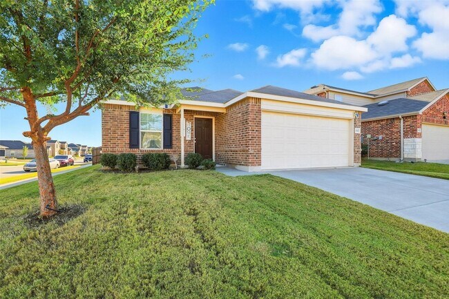 Building Photo - 10101 Newtown Dr