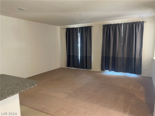 Foto del edificio - 7118 W Steele Canyon St