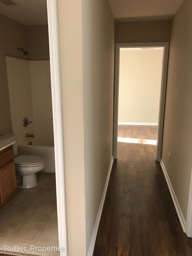 Building Photo - 5120 Brooktree Dr