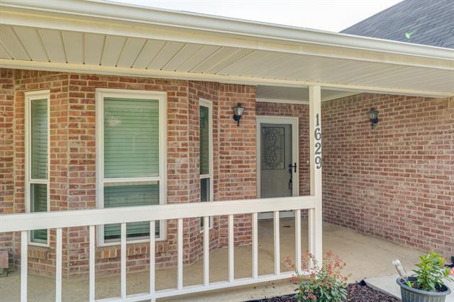 Building Photo - 1629 Rocky Point Dr