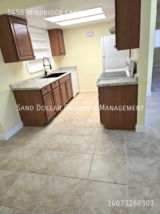 Building Photo - 5458 Windridge Ln