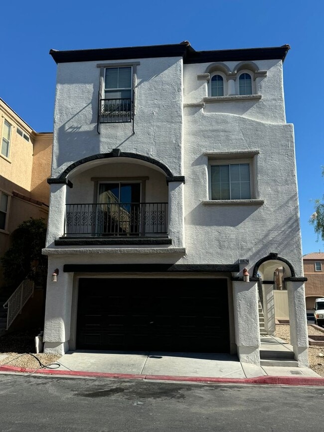 Building Photo - 10624 W Double Spring Ct