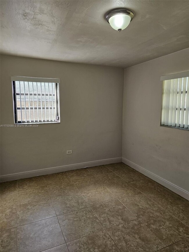 Foto del edificio - 2 bedroom in Miramar FL 33023