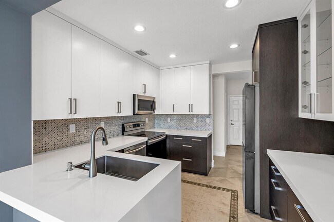 Foto del edificio - 12571 NW 57th Ct