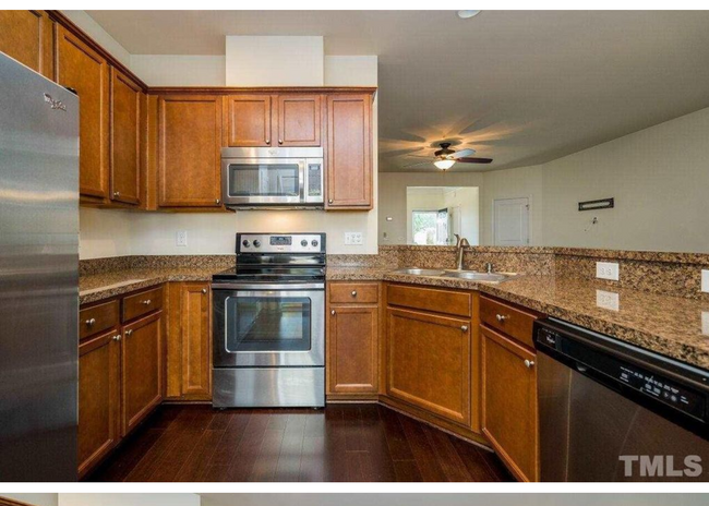 Foto del edificio - 8425 Hollister Hills Dr