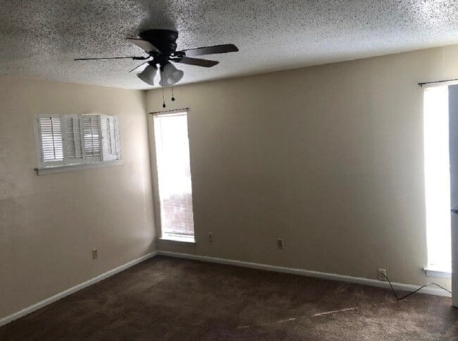 Building Photo - 13511 Red Fern Ln