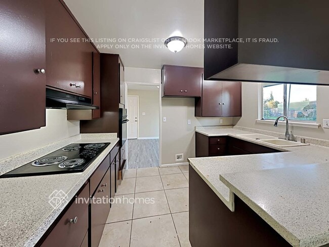 Foto del edificio - 1155 Larry Way