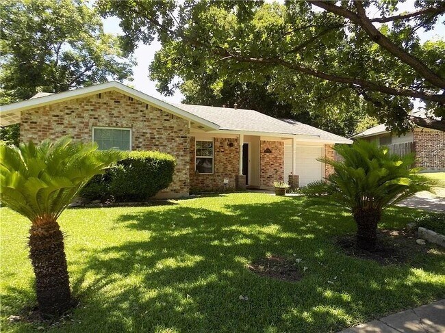 Foto del edificio - 8402 Leesburg Cir