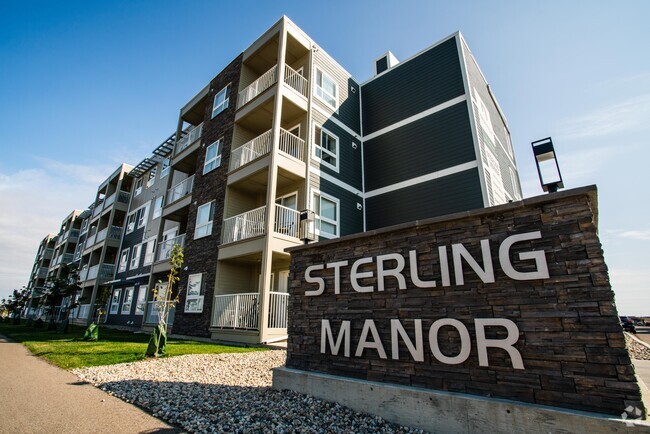 Building Photo - Sterling Manor