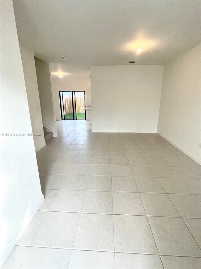 Foto del edificio - 23029 SW 128th Pl