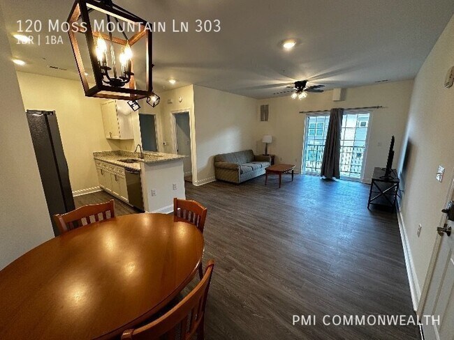 Foto del edificio - 120 Moss Mountain Ln