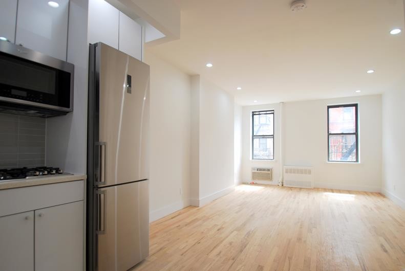 Foto principal - 263 West 19th Street