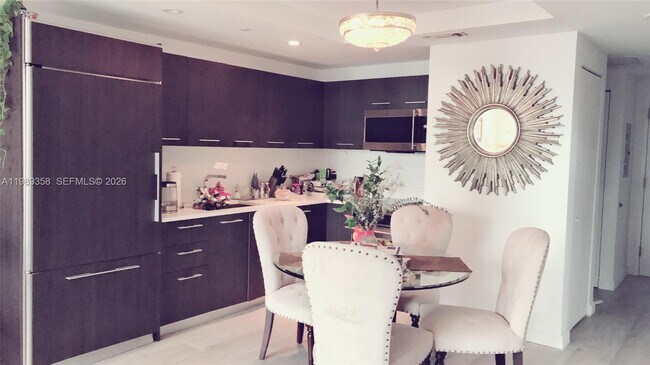 Foto del edificio - 45 SW 9th St