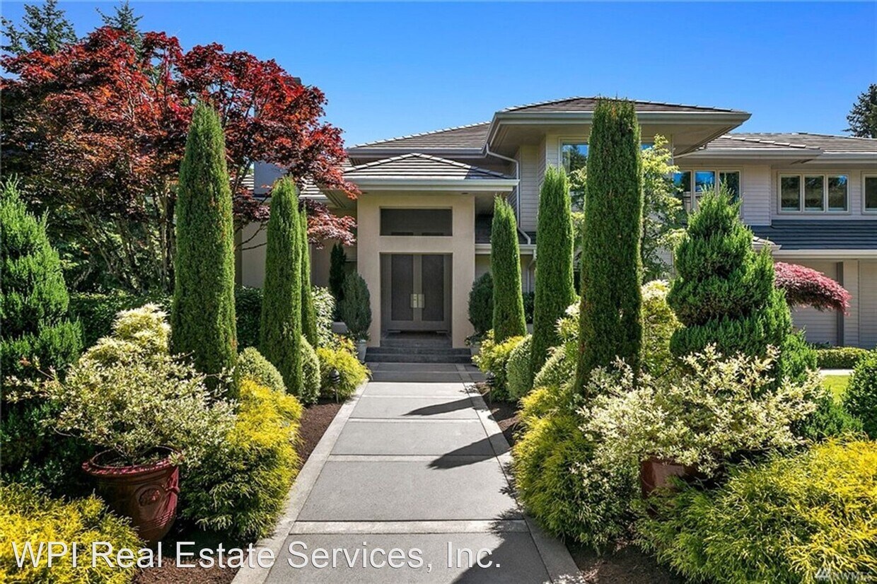 Primary Photo - 4 br, 4 bath House - 2615 Evergreen Point RD