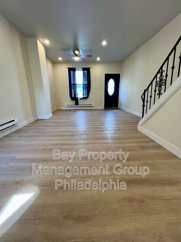 Building Photo - 124 E Wishart St