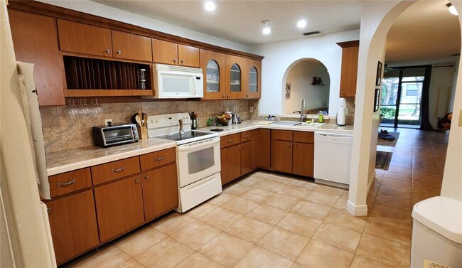 Foto del edificio - 9862 NW 1st Ct