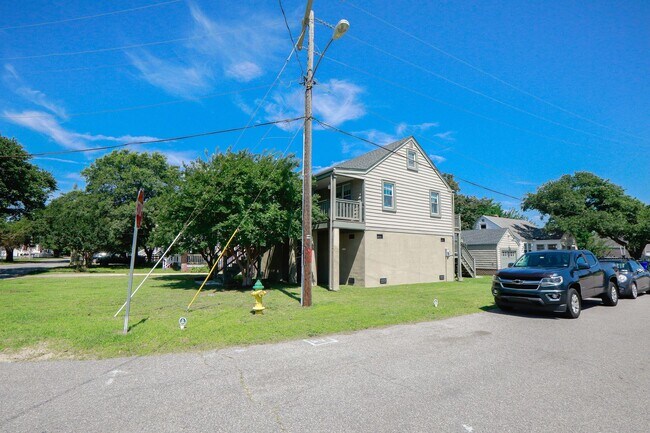 Foto del edificio - Beautiful Single Family Home in Willoughby...