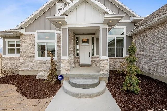 Building Photo - 1597 W Hunters Creek Cir