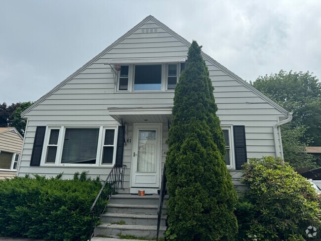 Building Photo - 61 Plainfield Ave