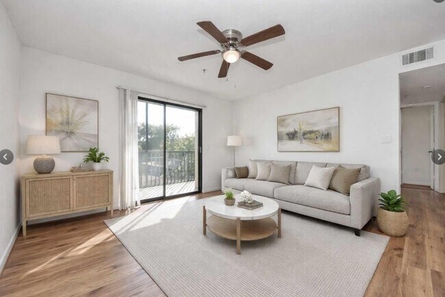 Building Photo - 10110 Forum West Dr