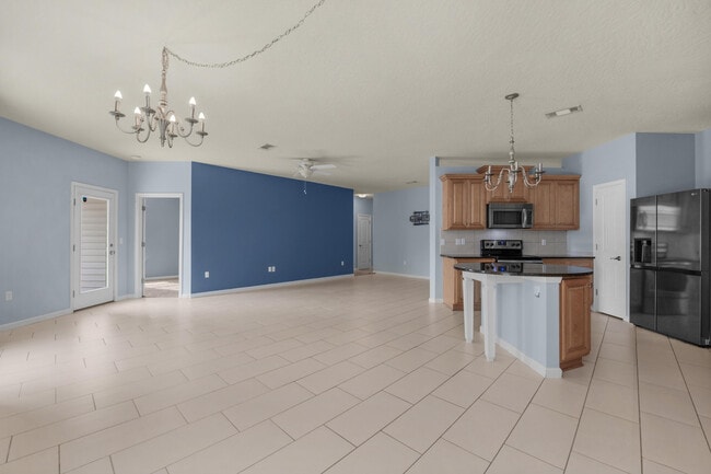 Building Photo - 4596 Hermosa Rd