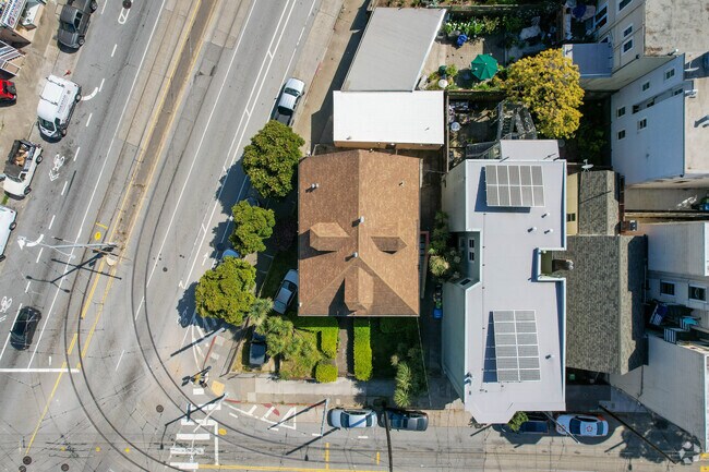 90-Degree Look Down - 115-121 30th St