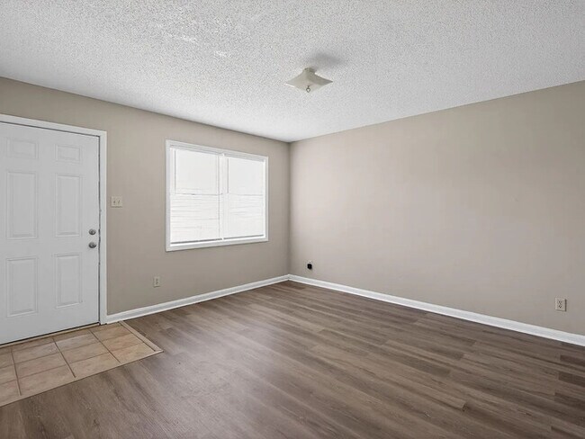 Building Photo - Nice Home For Rent