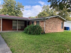 Building Photo - 4519 Creekmoor Dr
