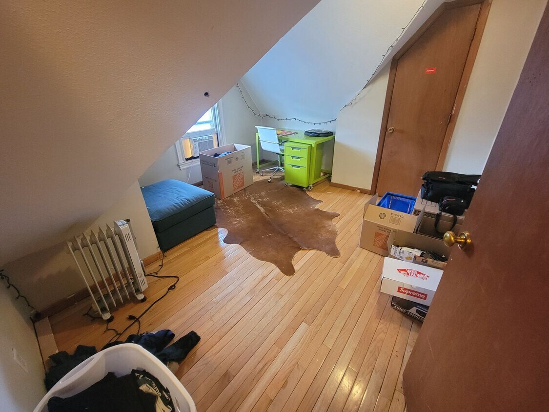 Foto principal - 2701 Delaware St SE