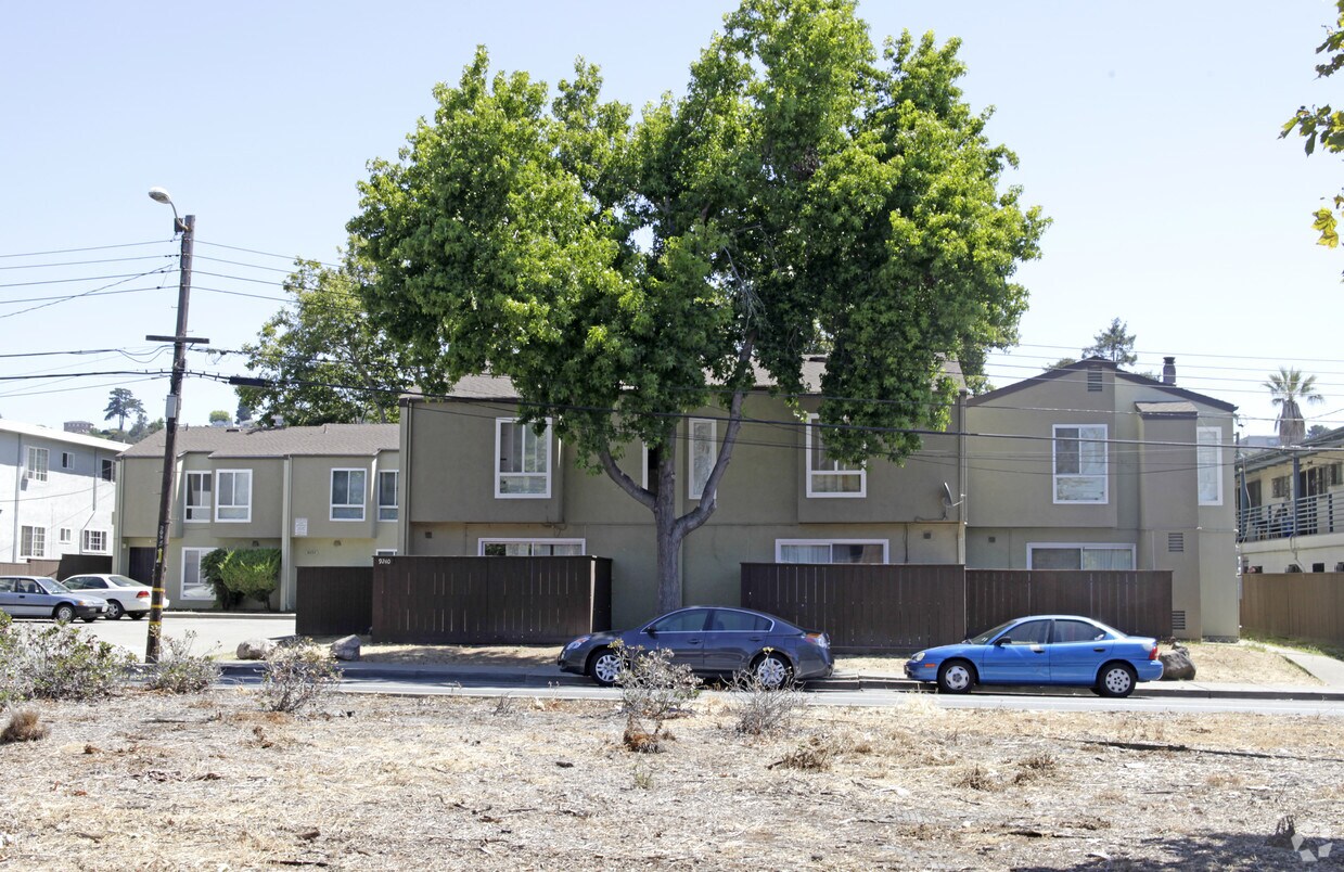 9232 Bancroft Ave, Oakland, CA 94603 Apartments in Oakland, CA