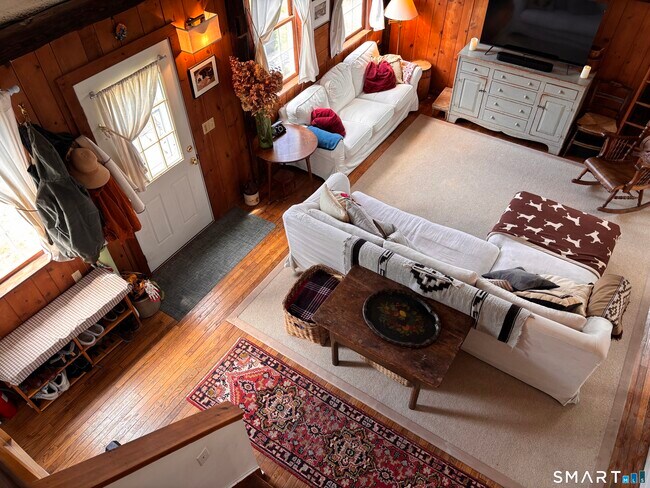 Foto del edificio - 16 Wilbur Rd