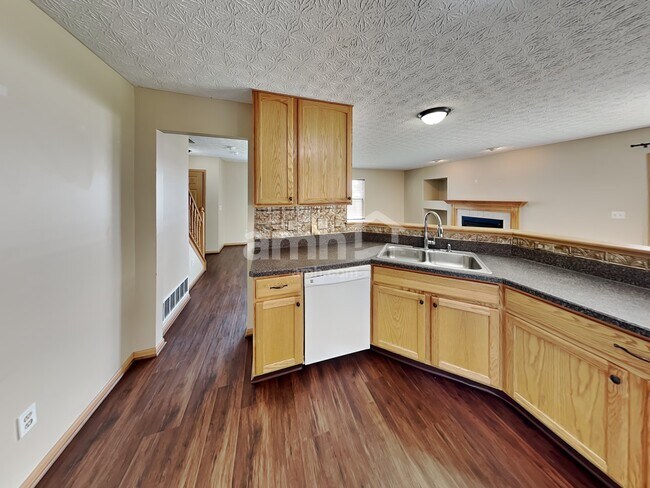 Foto del edificio - 2155 Ripple Rd