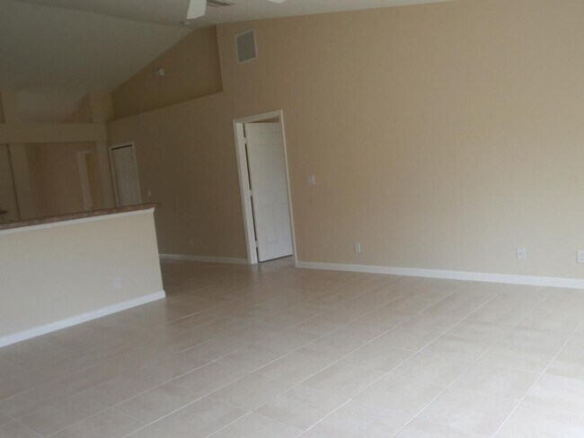 Foto del edificio - 4229 SW Oblique St