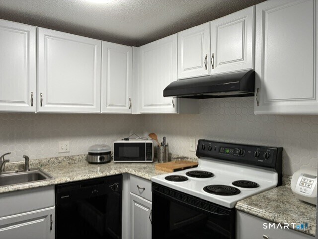 Foto del edificio - 266 Burgundy Hill Ln