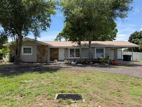 Building Photo - 4093 Drance St