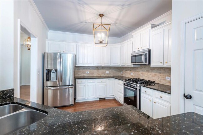 Foto del edificio - 5707 Community Ln