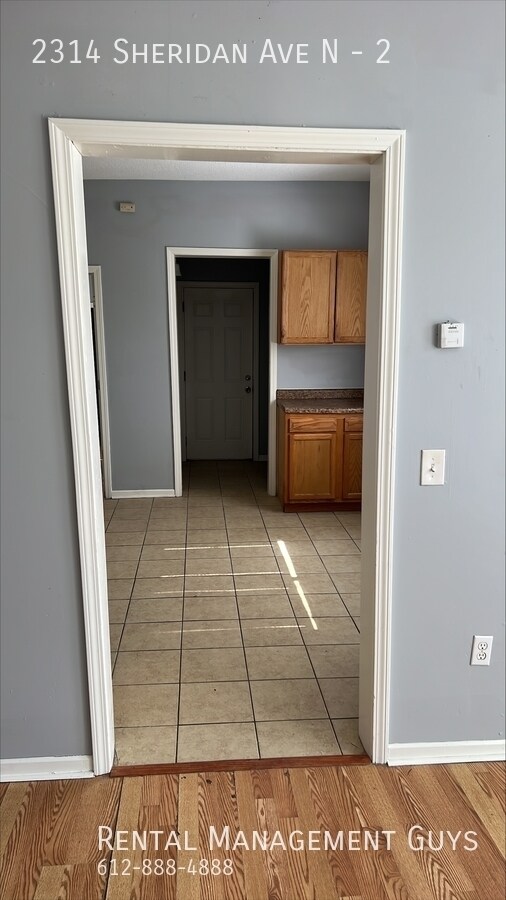 Building Photo - Nice 3 bedroom Duplex!