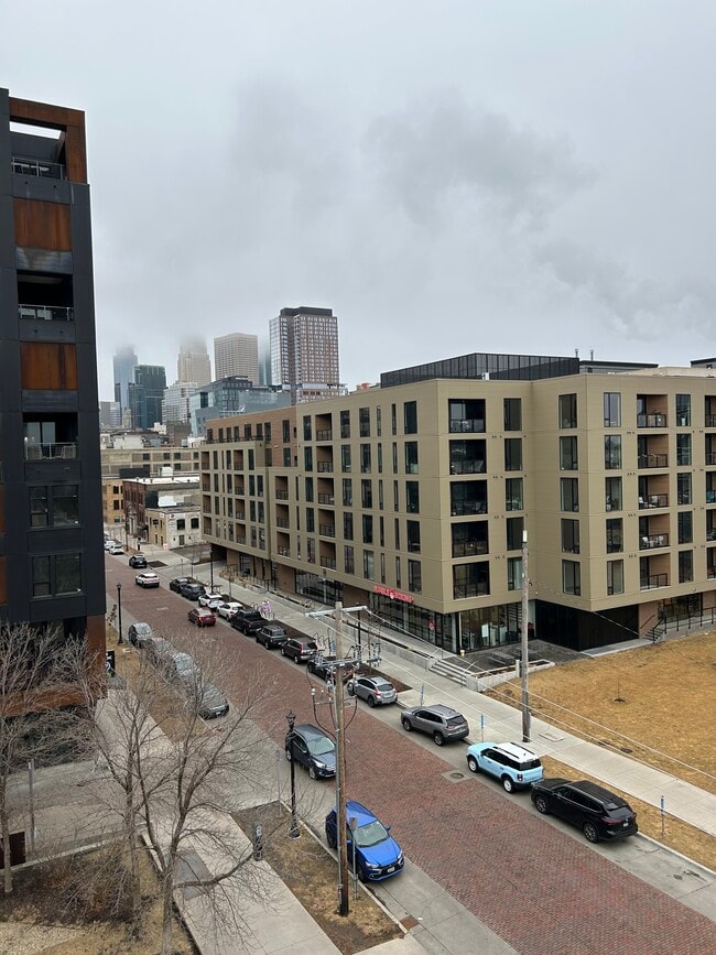 Building Photo - 748 N 3rd St
