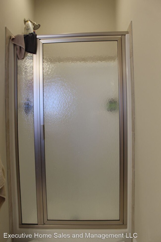 Foto del edificio - 3 br, 2 bath House - 301 Joyland Drive