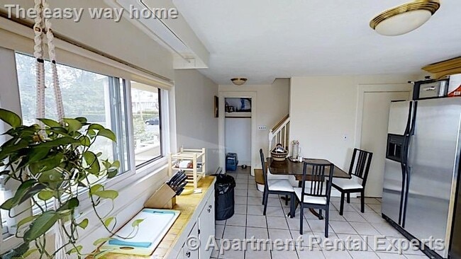 Photo - 60 Atherton St Apartment